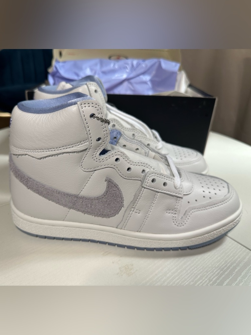 Nike Jordan Air Ship Women’s Sneakers, 6.5